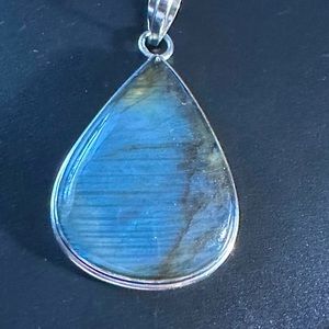 924 Laborite Crystals